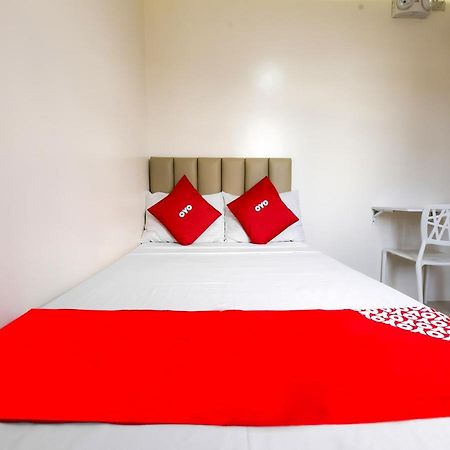 Oyo 783 Freemont Place Paranaque City Dış mekan fotoğraf
