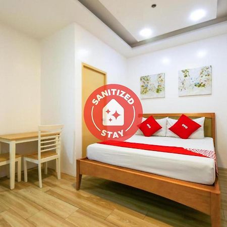 Oyo 783 Freemont Place Paranaque City Dış mekan fotoğraf